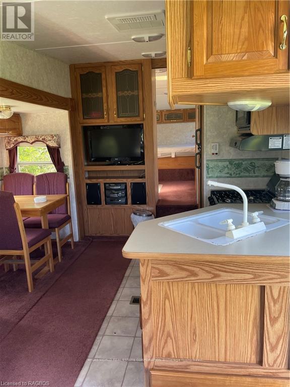27 - 9 Tamarac Road, Northern Bruce Peninsula, Ontario N0H 2R0 - Photo 2 - X10850735