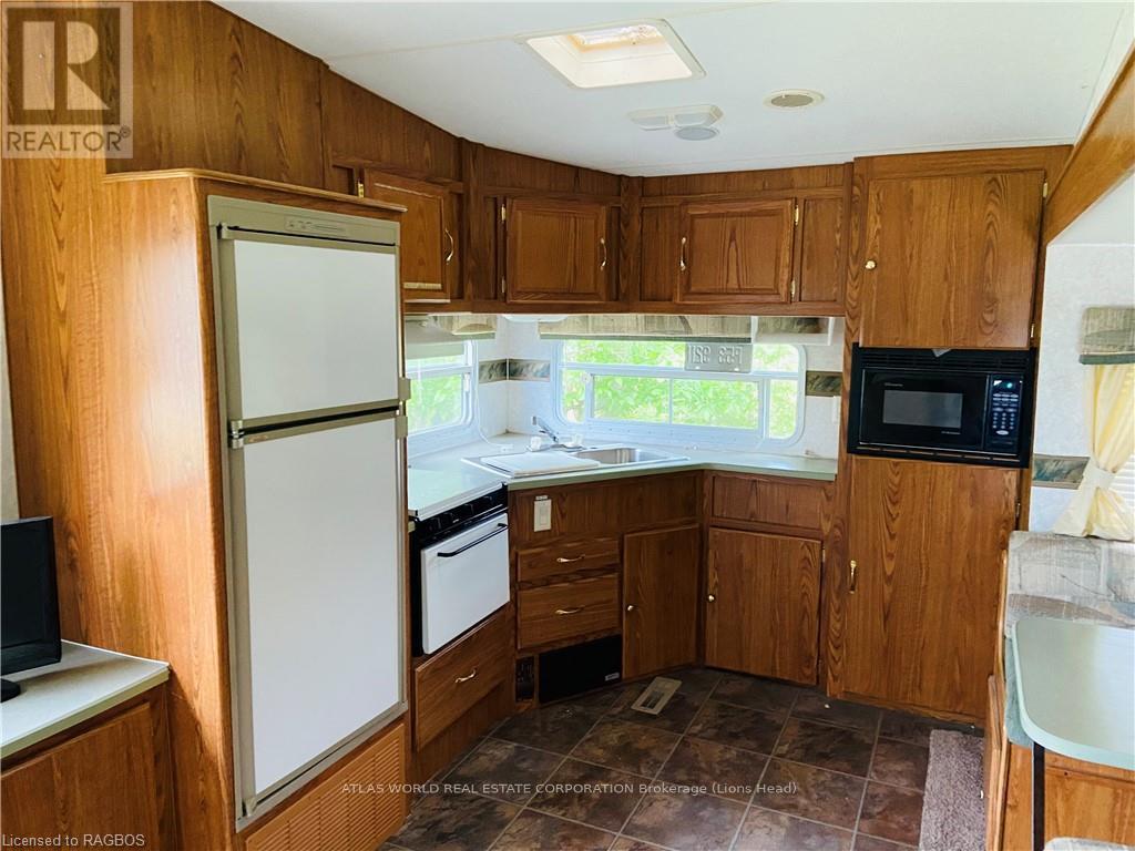 16 - 9 Tamarac Road, Northern Bruce Peninsula, Ontario N0H 2R0 - Photo 2 - X10850623