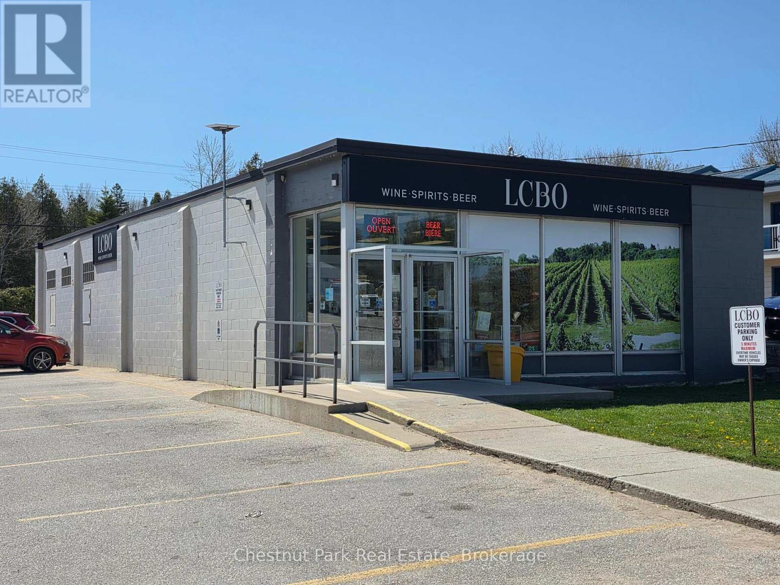 23 Brock Street, Northern Bruce Peninsula, Ontario N0H 2R0 - Photo 3 - X12028502