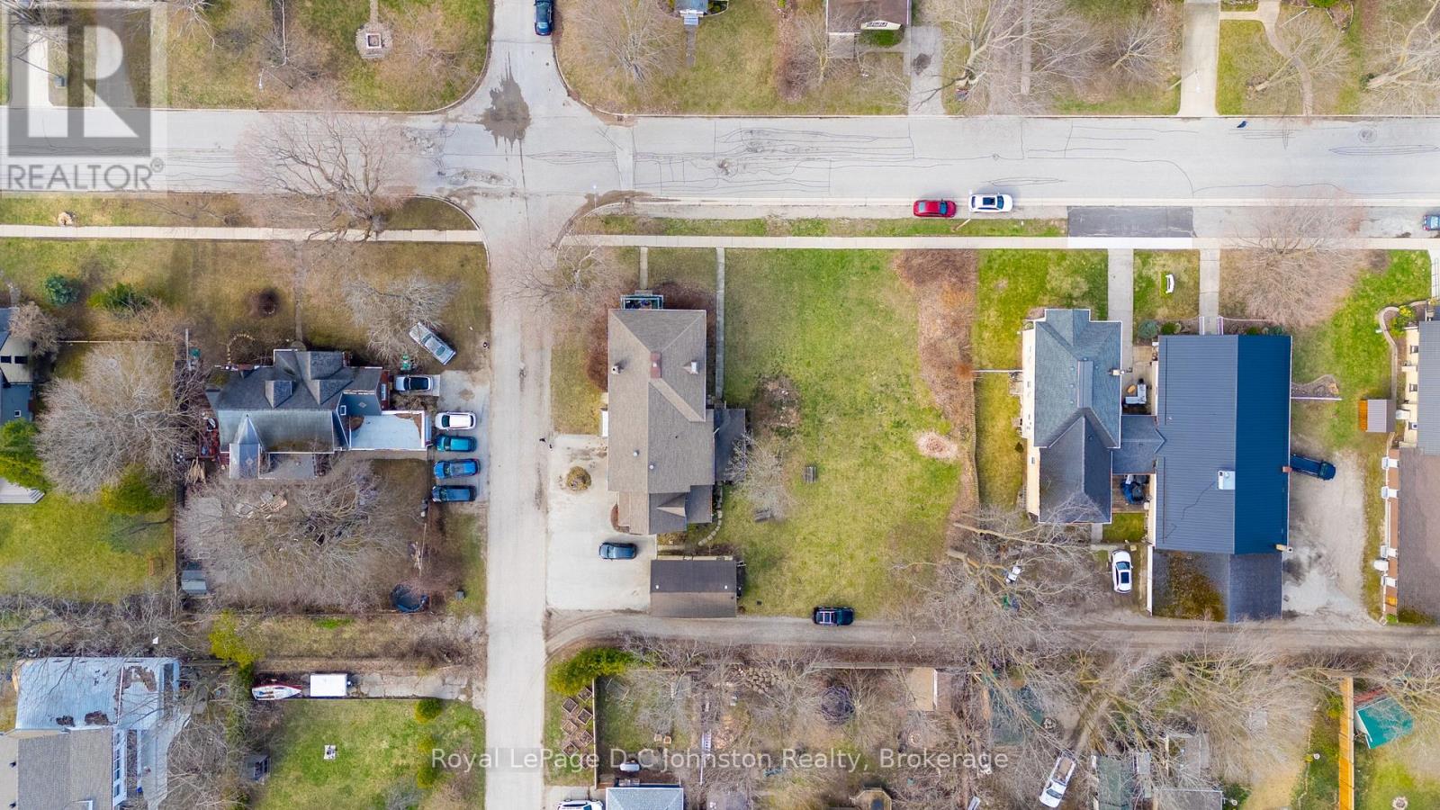 #1, #2, #3, #4 - 490 Mill Street, Saugeen Shores, Ontario N0H 2C0 - Photo 6 - X12146433