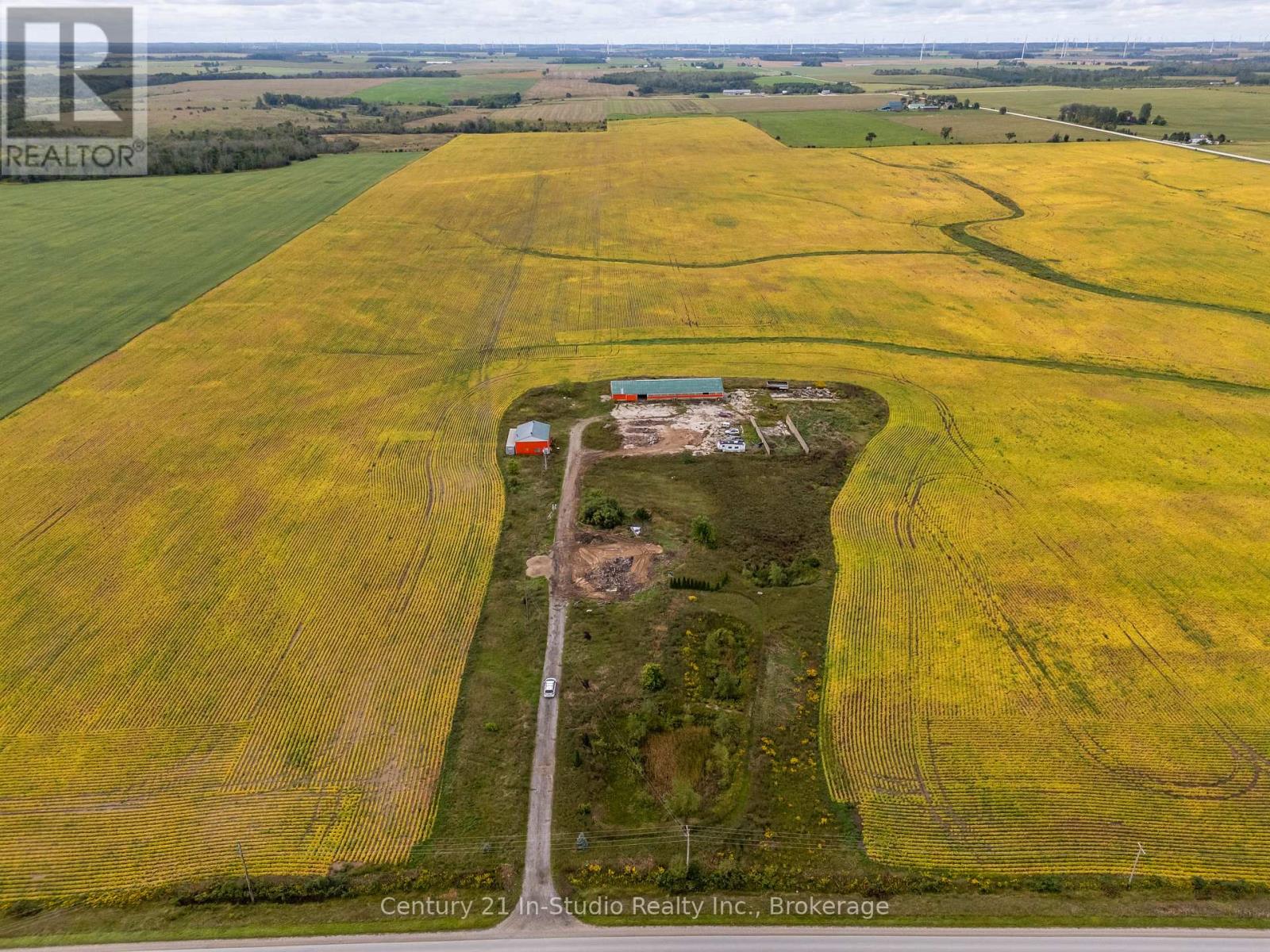 2231 Bruce Road 40, Saugeen Shores, Ontario N0H 2C5 - Photo 2 - X12388649