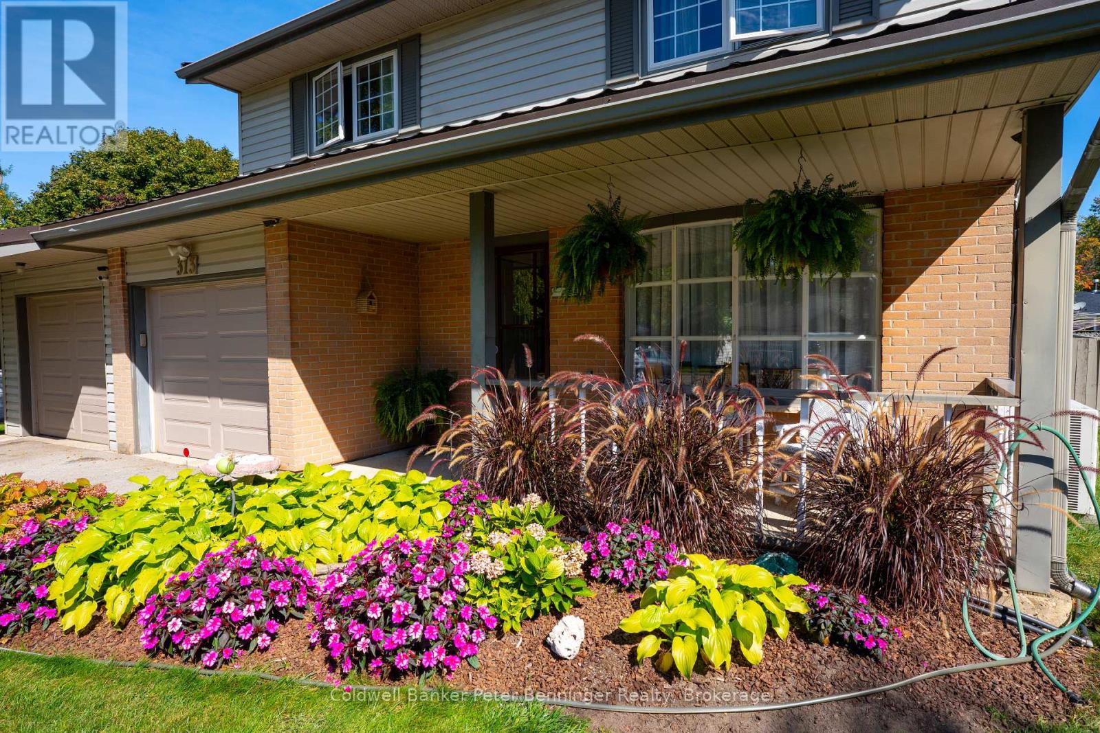 313 Market Street, Saugeen Shores, Ontario N0H 2C0 - Photo 3 - X12473629