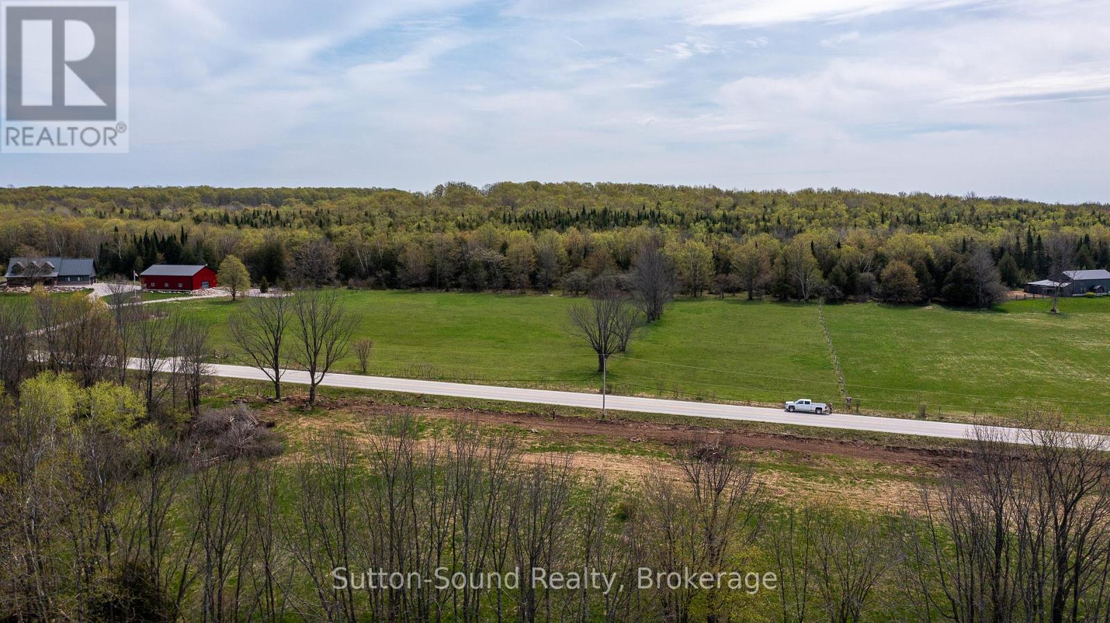502054 Grey Rd 1 999 Road, Georgian Bluffs, Ontario N0H 2T0 - Photo 1 - X12487378