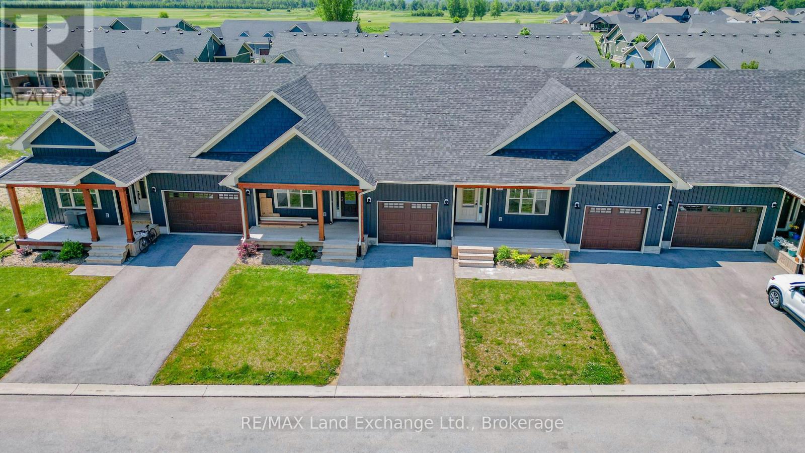 18 - 86 Eagle Court, Saugeen Shores, Ontario N0H 2C3 - Photo 2 - X12554168