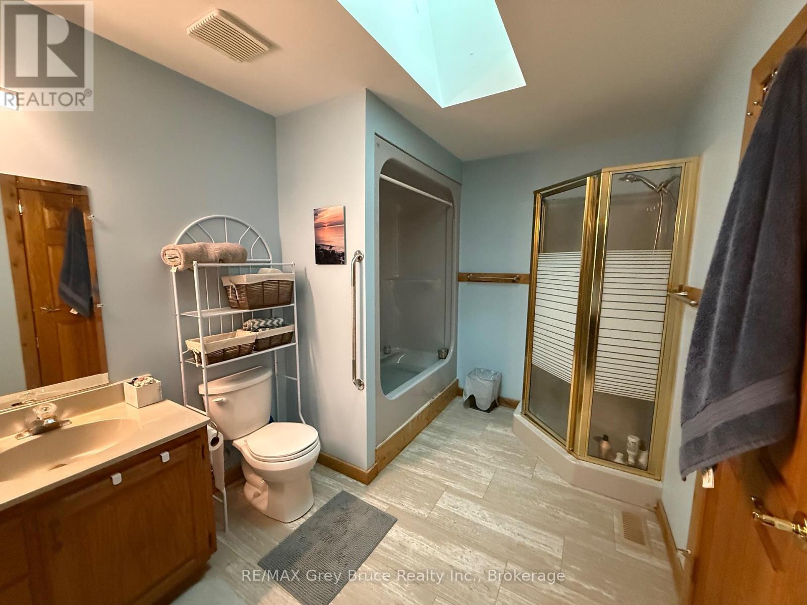 210 Cape Hurd Road, Northern Bruce Peninsula, Ontario N0H 2R0 - Photo 8 - X12592076