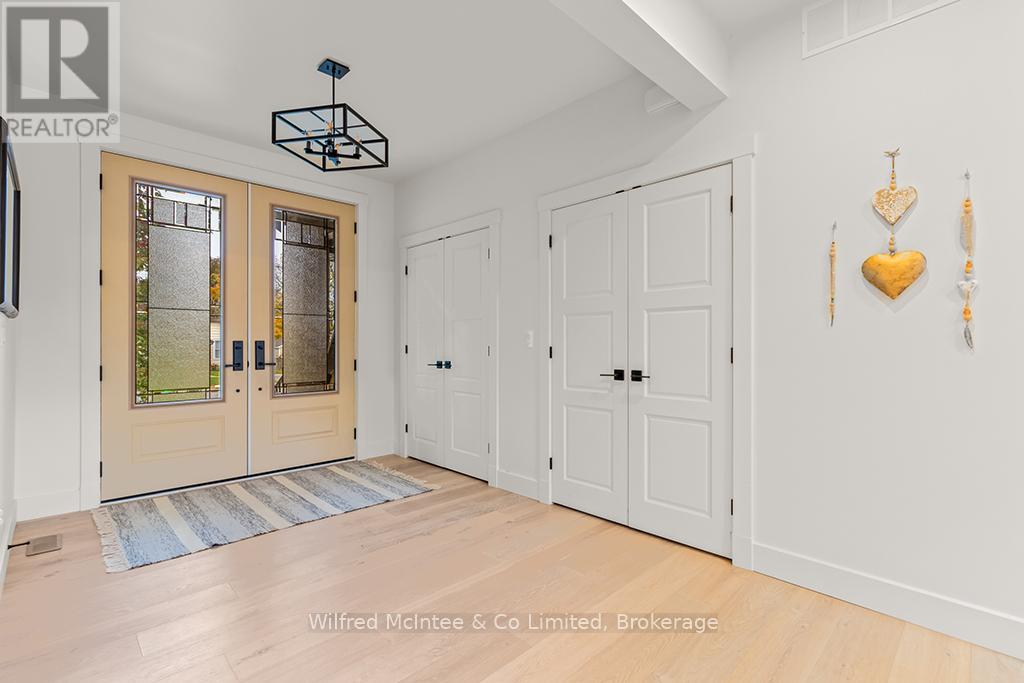 72 Victoria Street S, Saugeen Shores, Ontario N0H 2L0 - Photo 7 - X12601602