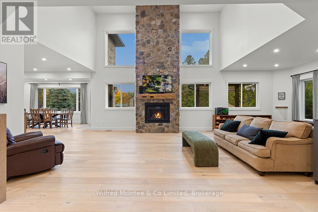 72 Victoria Street S, Saugeen Shores, Ontario N0H 2L0 - Photo 9 - X12601602