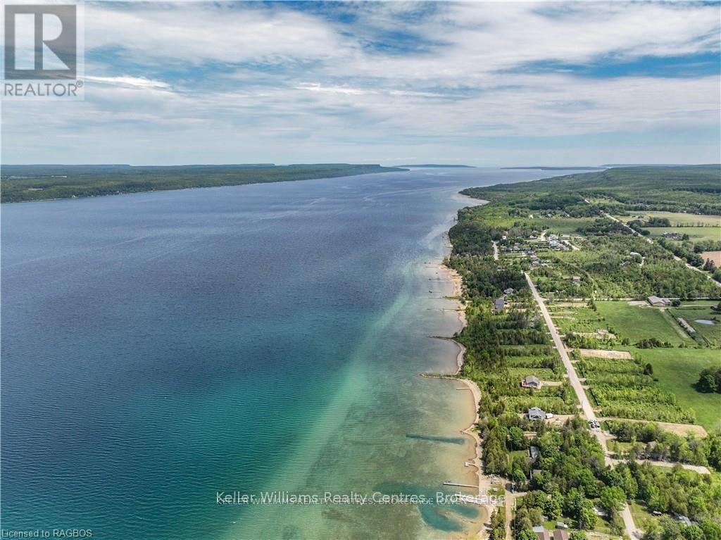 162 Wilson Drive, Georgian Bluffs, Ontario N0H 2T0 - Photo 2 - X12648112