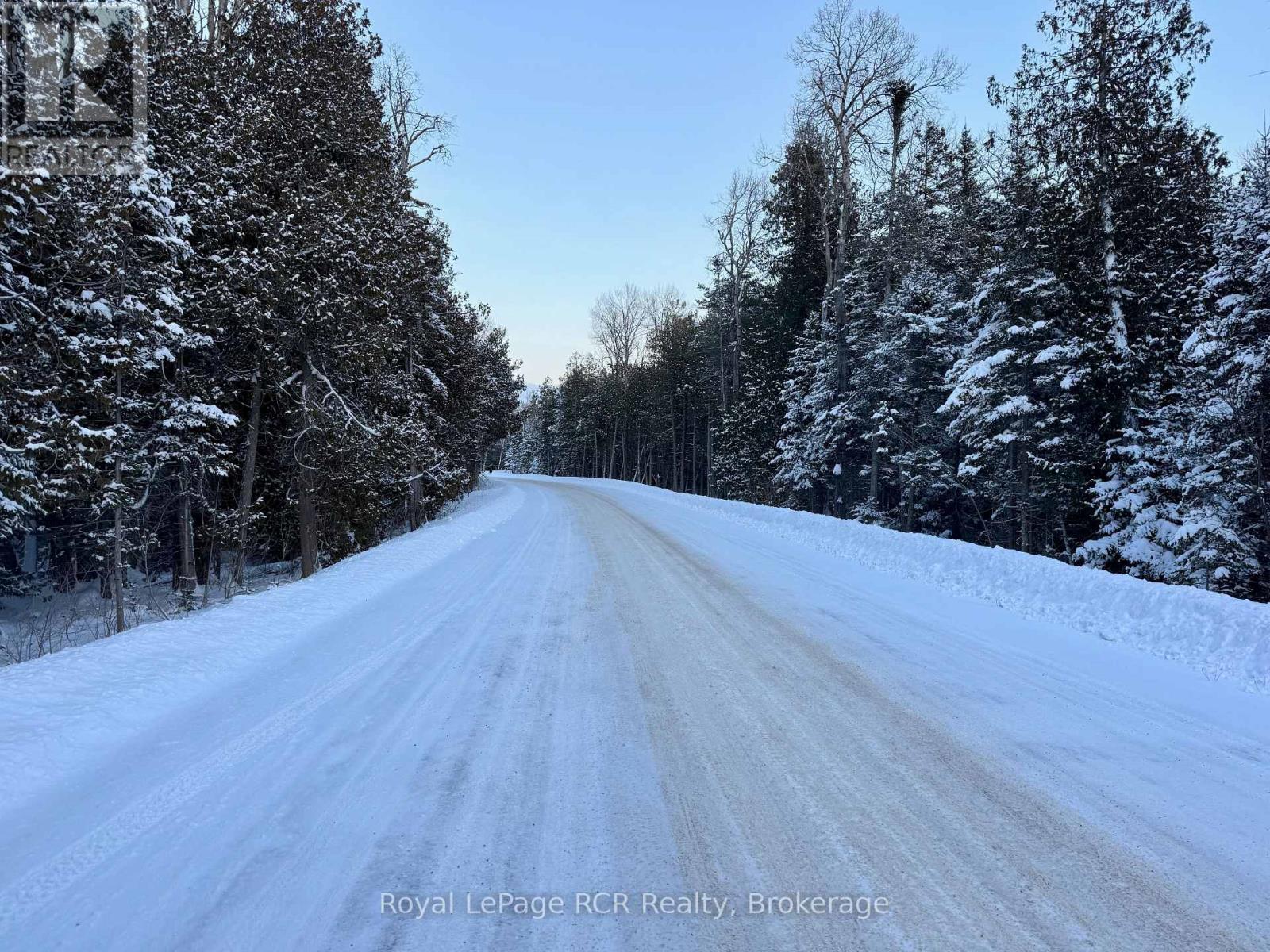 67 Pedwell Drive, Northern Bruce Peninsula, Ontario N0H 2R0 - Photo 6 - X12679278