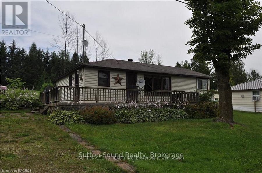 41 Islandview Drive, South Bruce Peninsula, Ontario N0H 1A0 - Photo 1 - X12686654