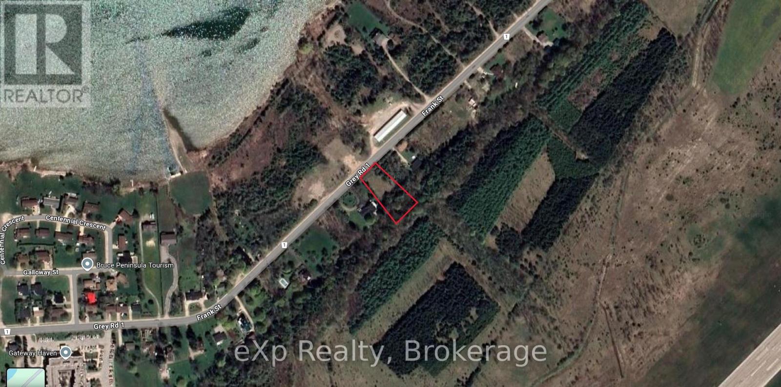Pt Pklt Ppl ,pt 2 3r-7270 Frank Street, South Bruce Peninsula, Ontario N0H 2T0 - Photo 2 - X12690724