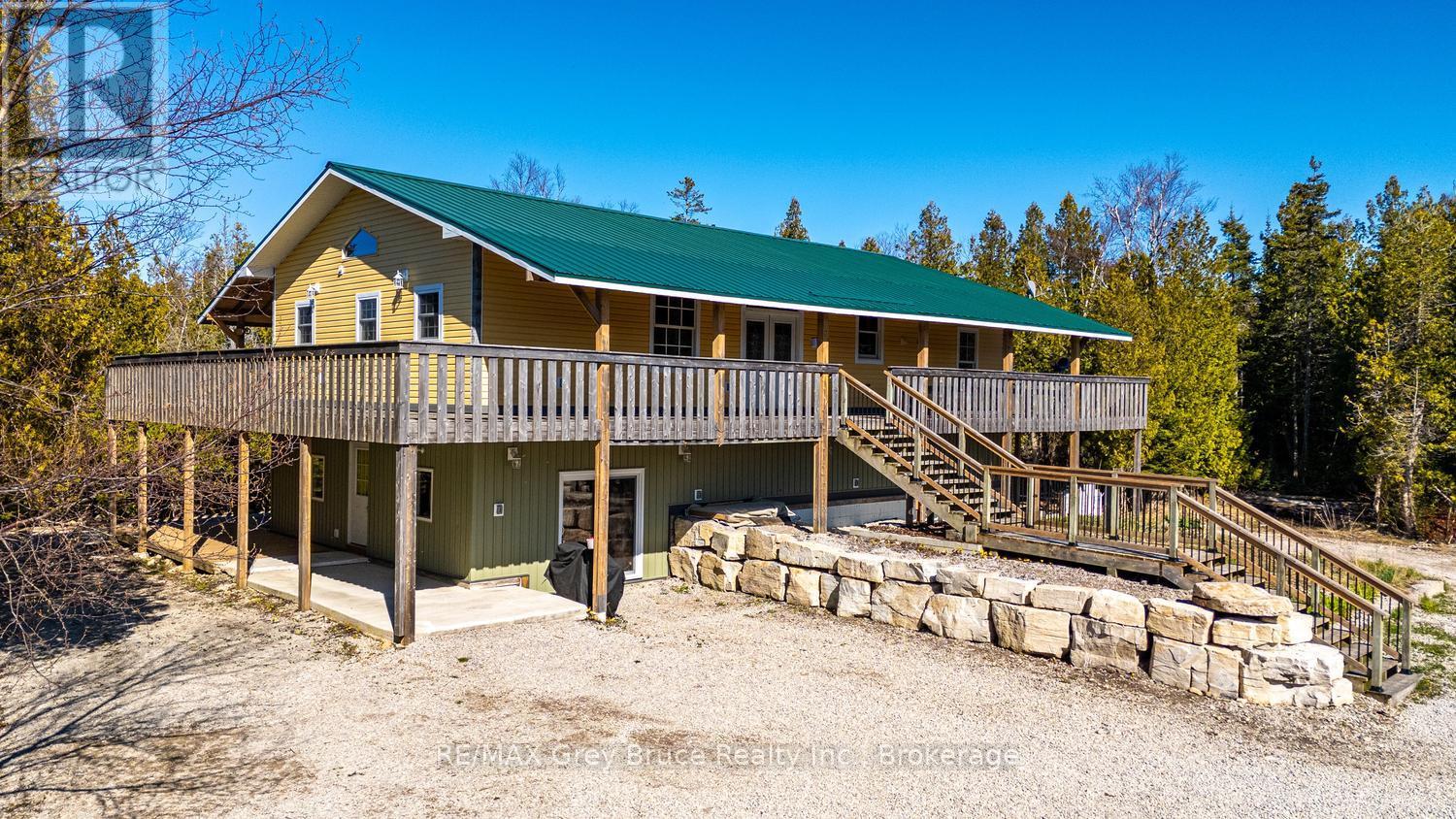 13 & 17 Zorra Drive, Northern Bruce Peninsula, Ontario N0H 2R0 - Photo 2 - X12730292