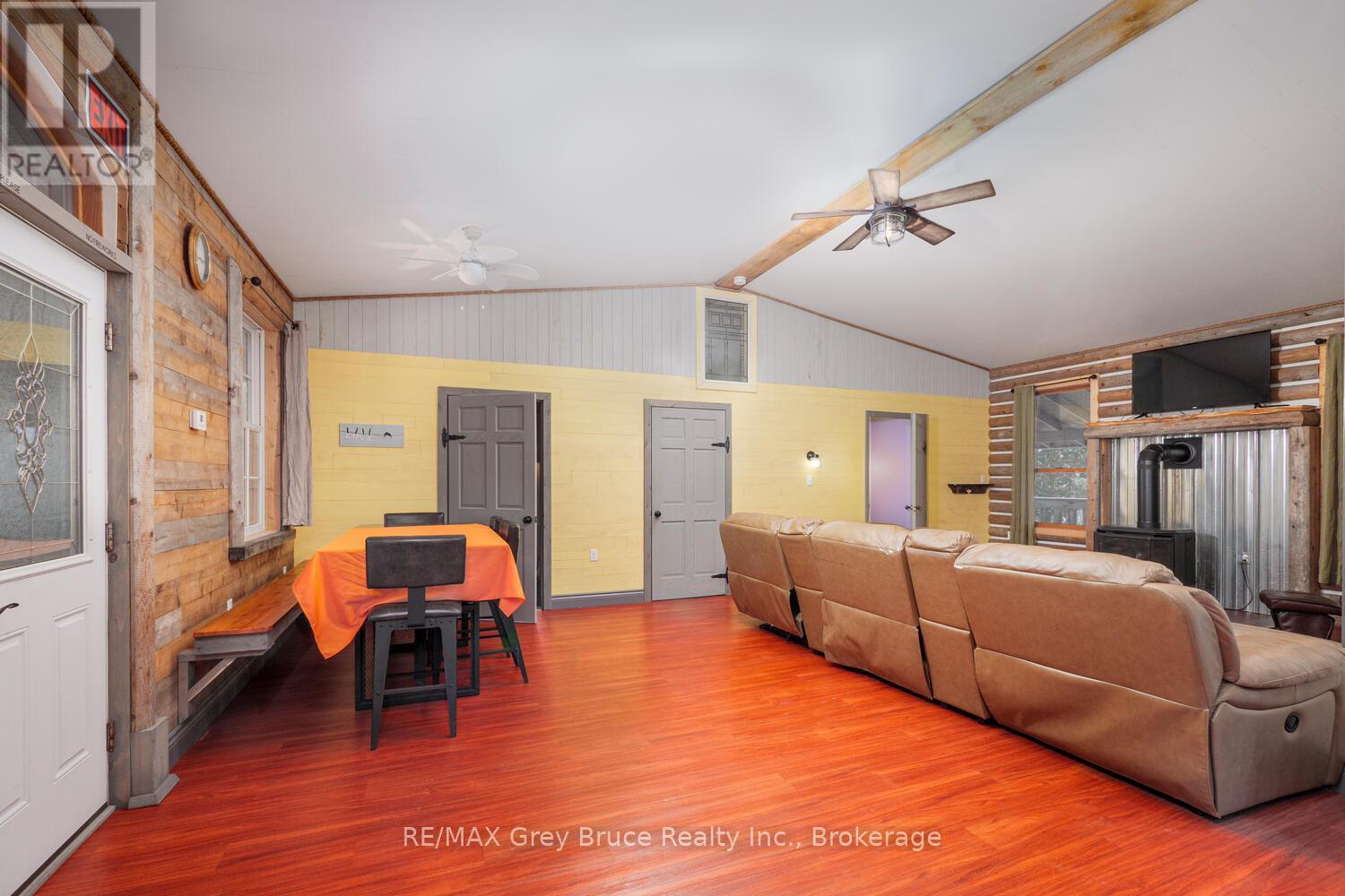 13 & 17 Zorra Drive, Northern Bruce Peninsula, Ontario N0H 2R0 - Photo 8 - X12730292