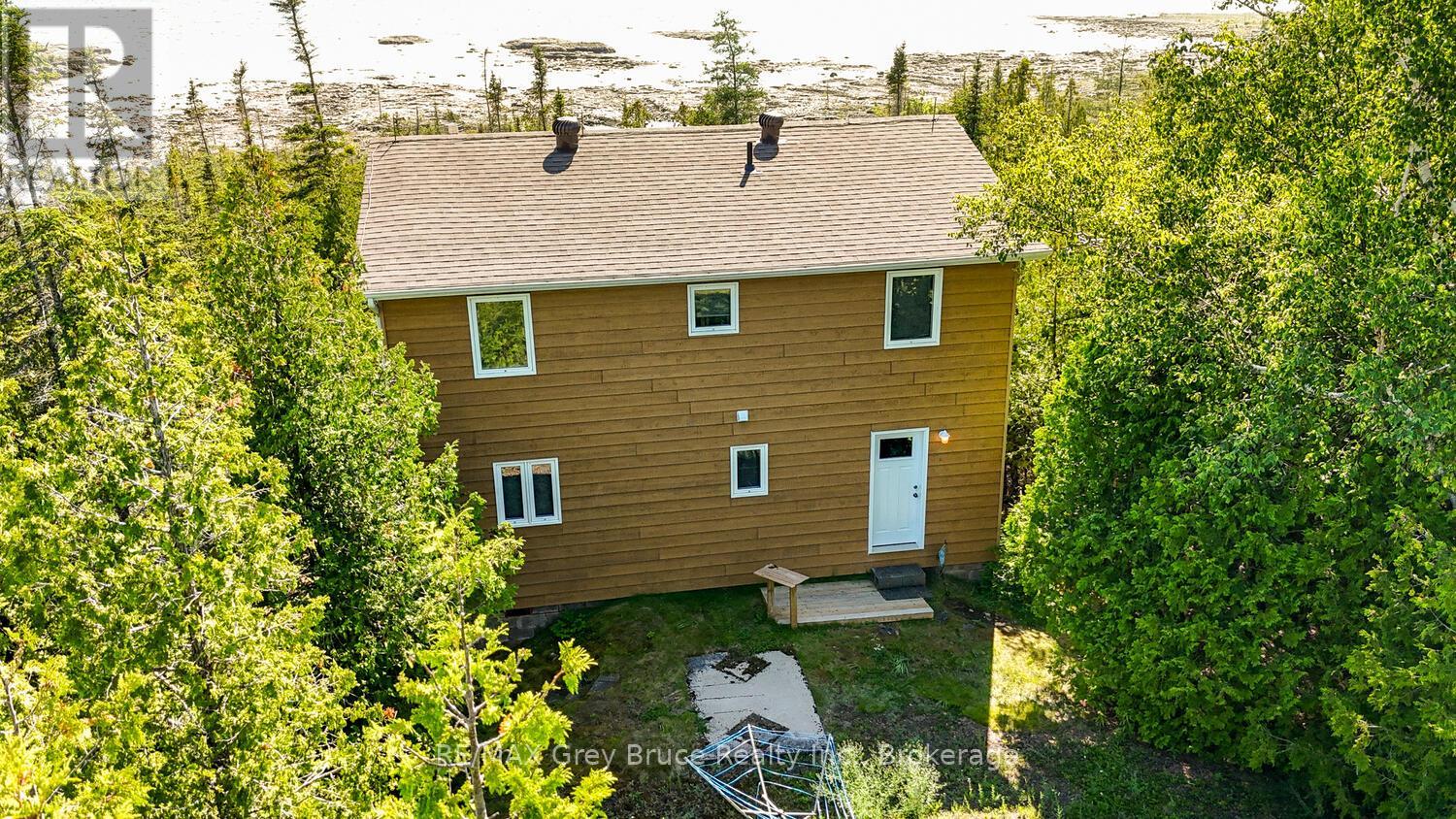 159 Zorra Drive, Northern Bruce Peninsula, Ontario N0H 2R0 - Photo 4 - X12732682