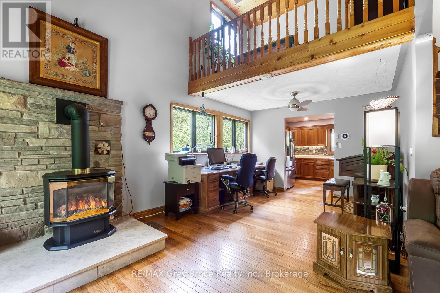 1033 Bruce Road 9, South Bruce Peninsula, Ontario N0H 2T0 - Photo 7 - X12749326