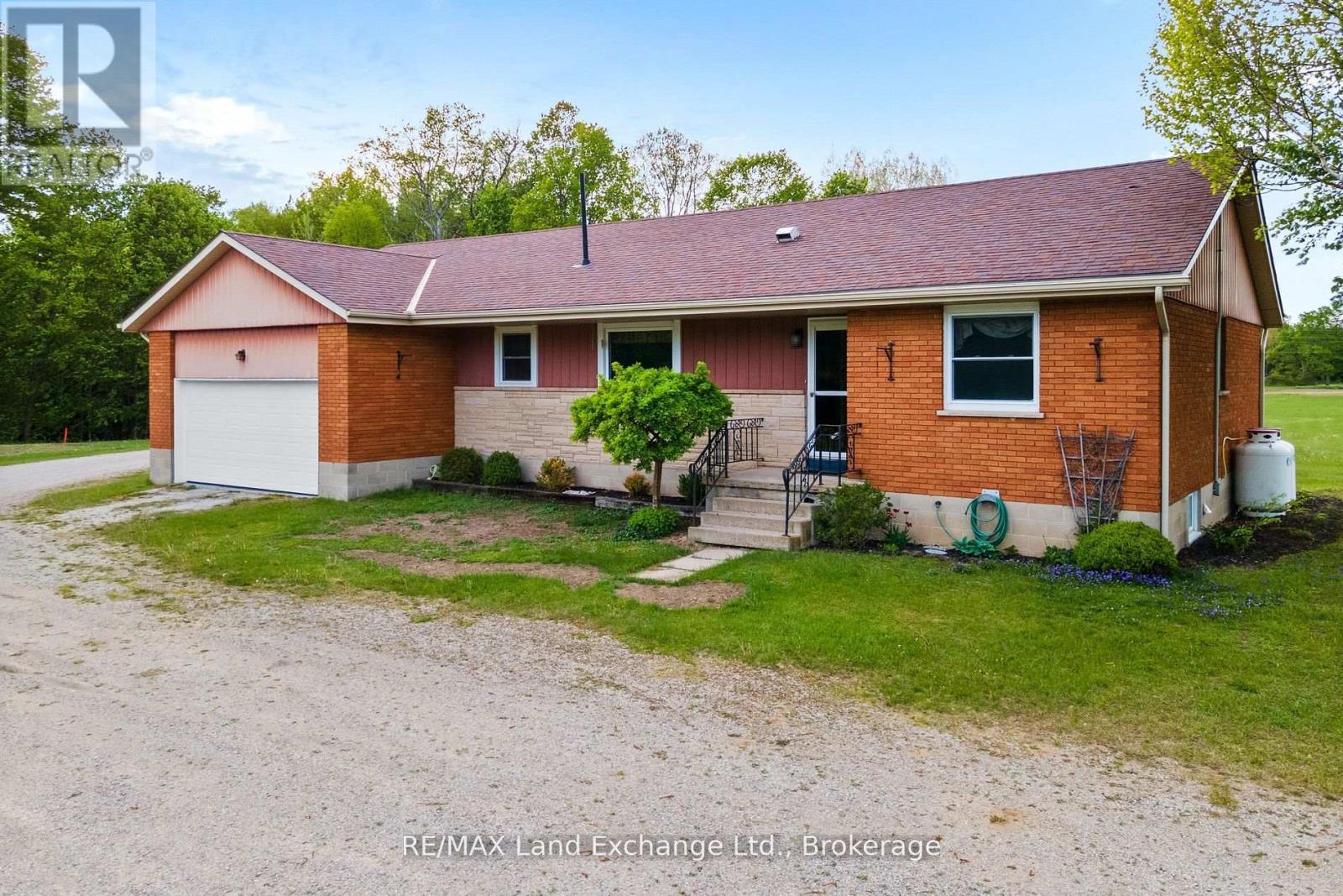 59 Denny's Dam Road, South Bruce Peninsula, Ontario N0H 2L0 - Photo 2 - X12775256