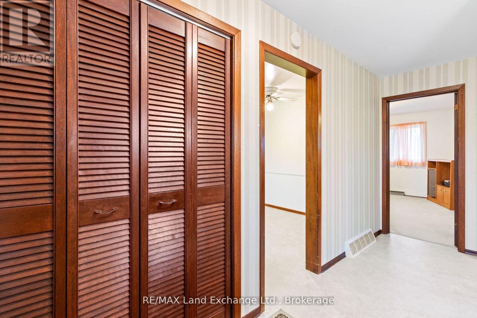 59 Denny's Dam Road, South Bruce Peninsula, Ontario N0H 2L0 - Photo 7 - X12775256