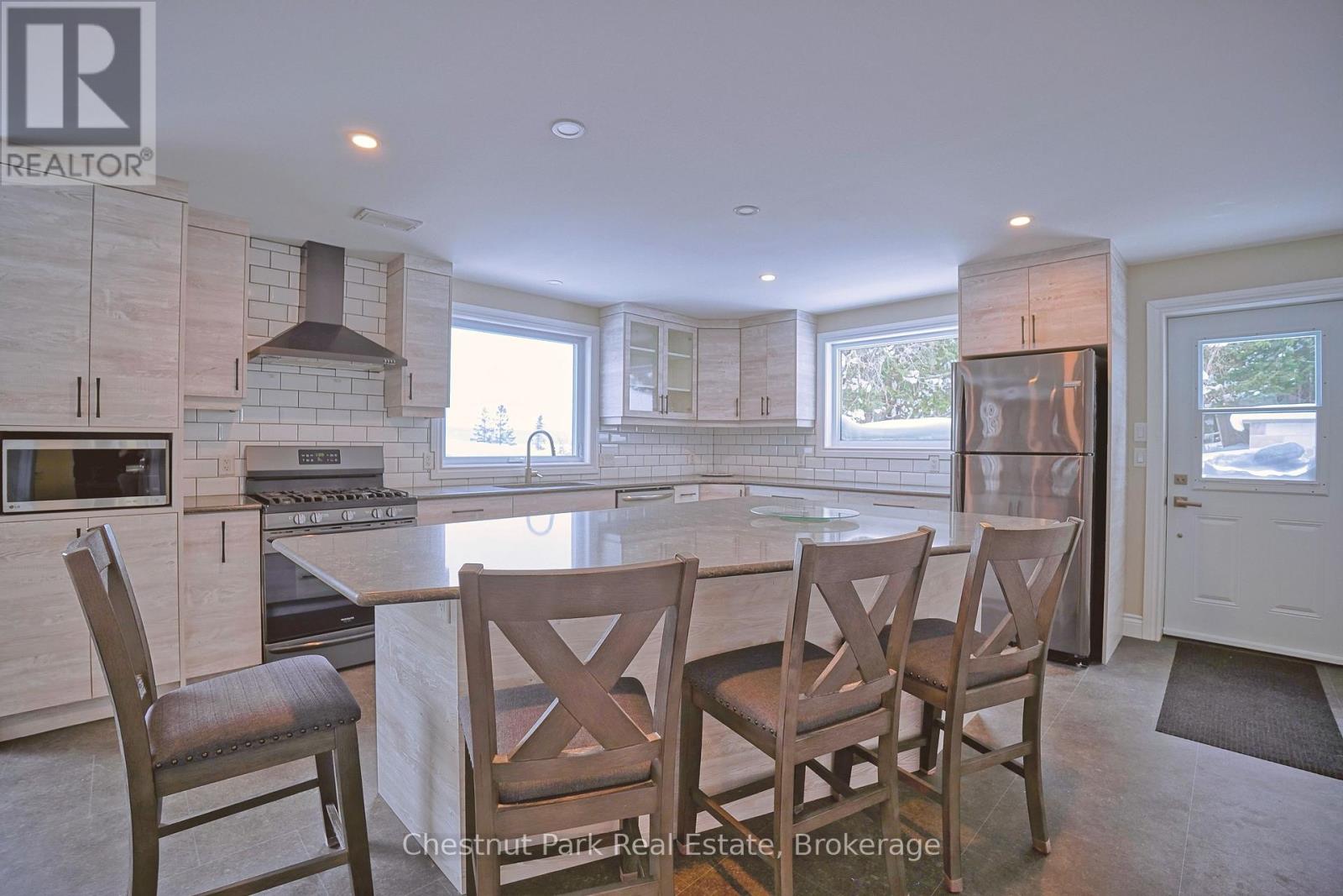 502435 Grey Road 1, Georgian Bluffs, Ontario N0H 2T0 - Photo 1 - X12782326