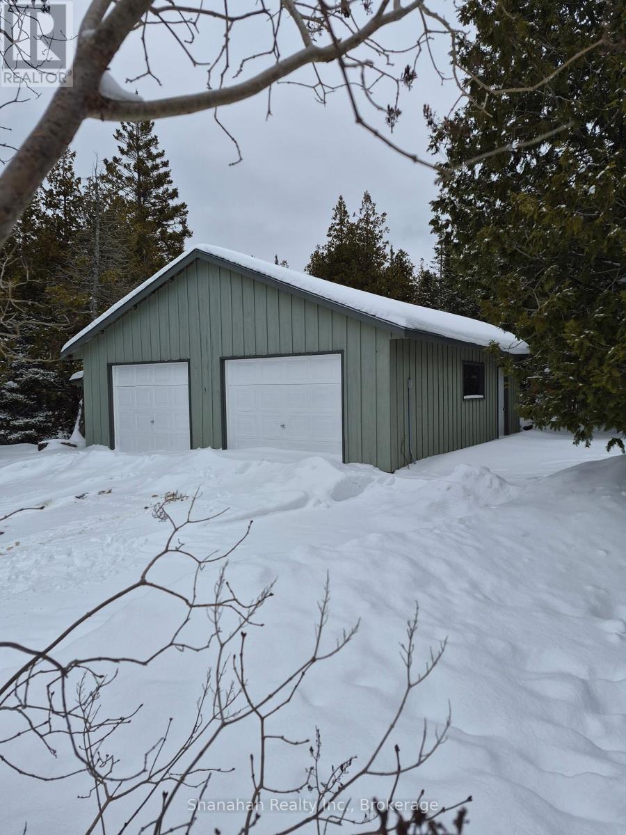 579 Cape Hurd Road, Northern Bruce Peninsula, Ontario N0H 2R0 - Photo 5 - X12785952