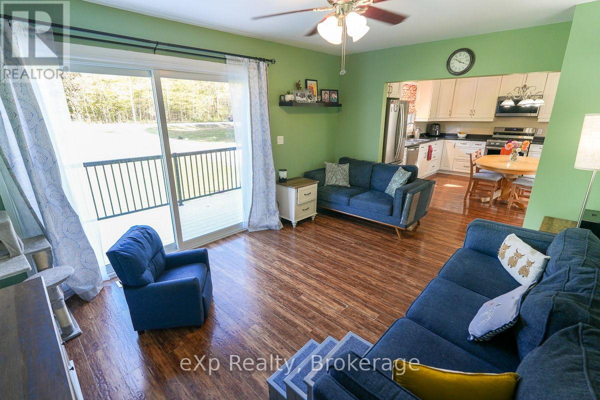 179422 Grey Road 17, Georgian Bluffs, Ontario N0H 2T0 - Photo 7 - X12814170