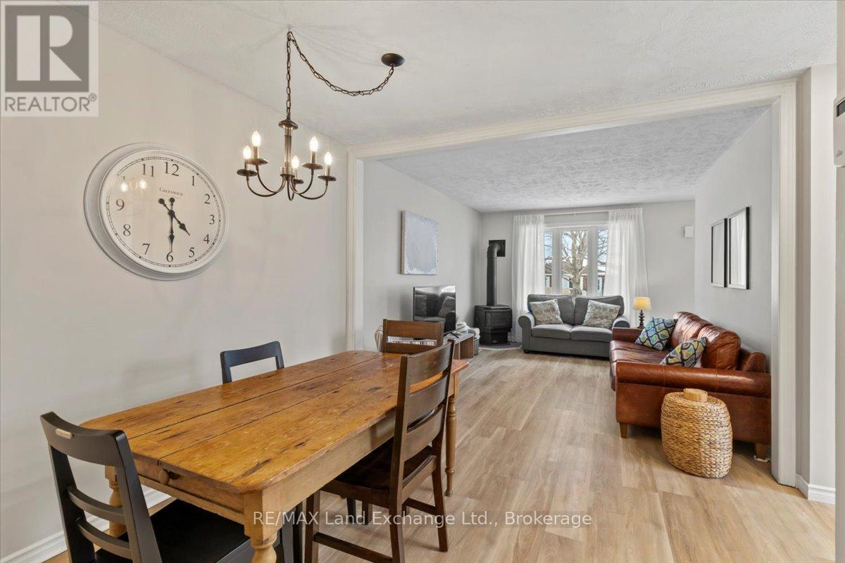 283 Bricker Street, Saugeen Shores, Ontario N0H 2C1 - Photo 7 - X12823962