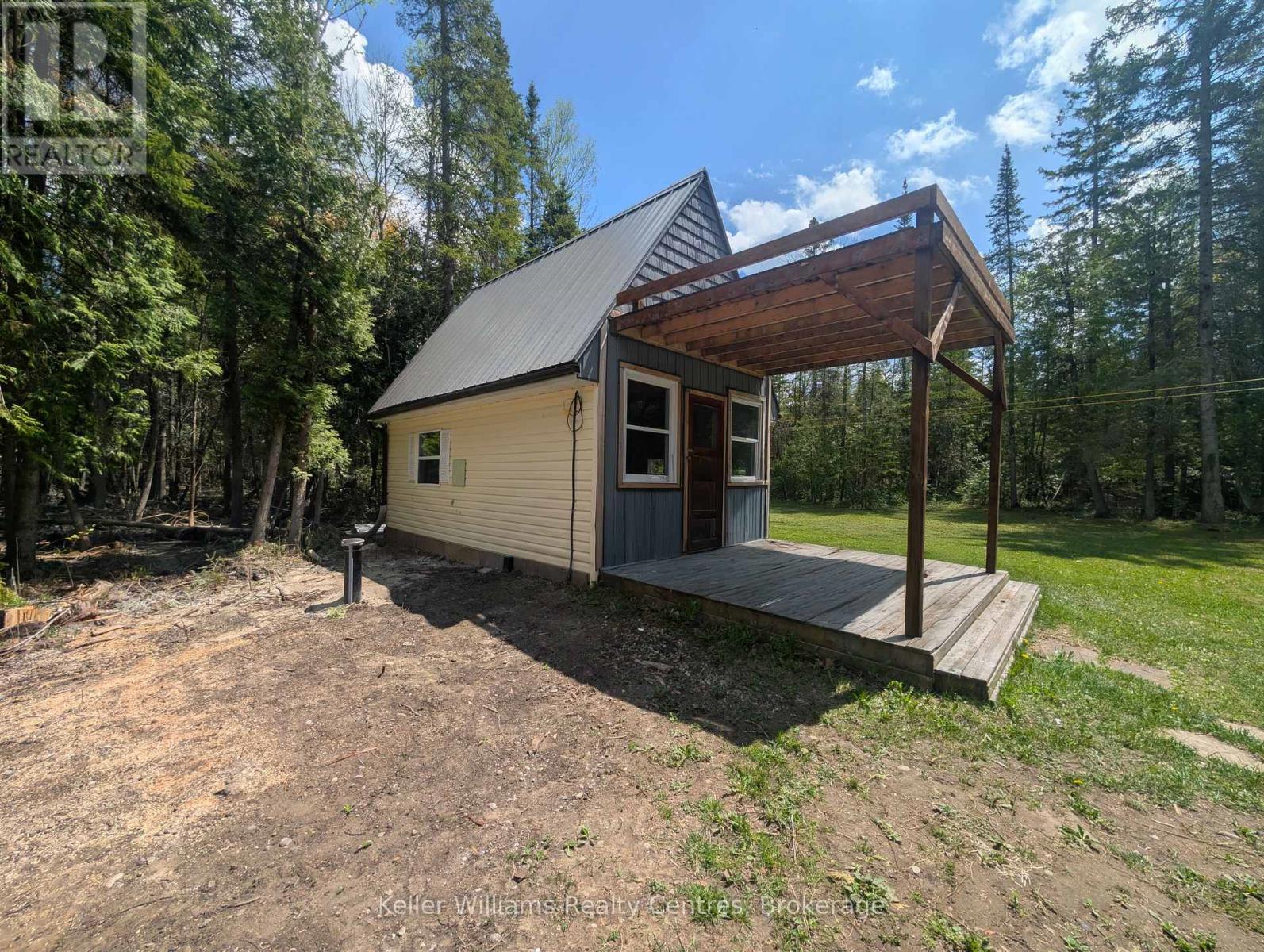 760 Bruce Rd 13 Road, Native Leased Lands, Ontario N0H 2L0 - Photo 8 - X12830936