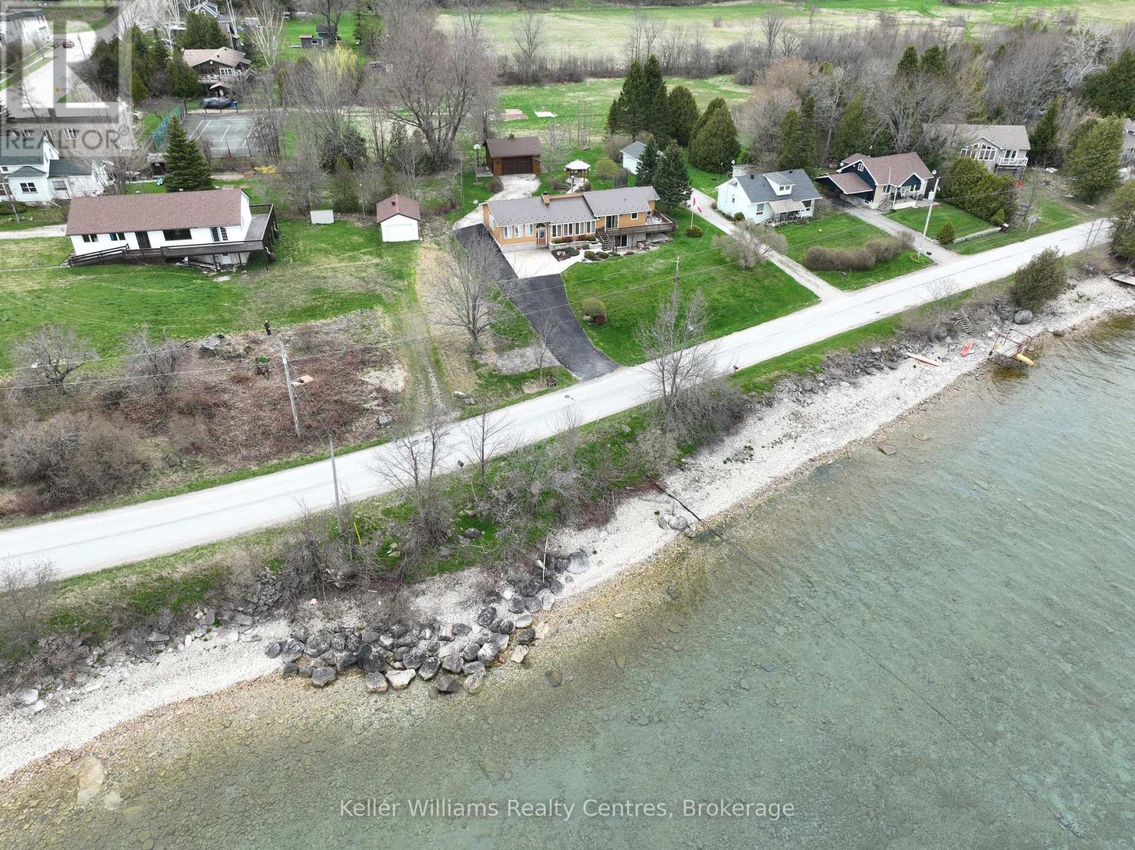 11 Mallory Beach Road, South Bruce Peninsula, Ontario N0H 2T0 - Photo 5 - X12835420