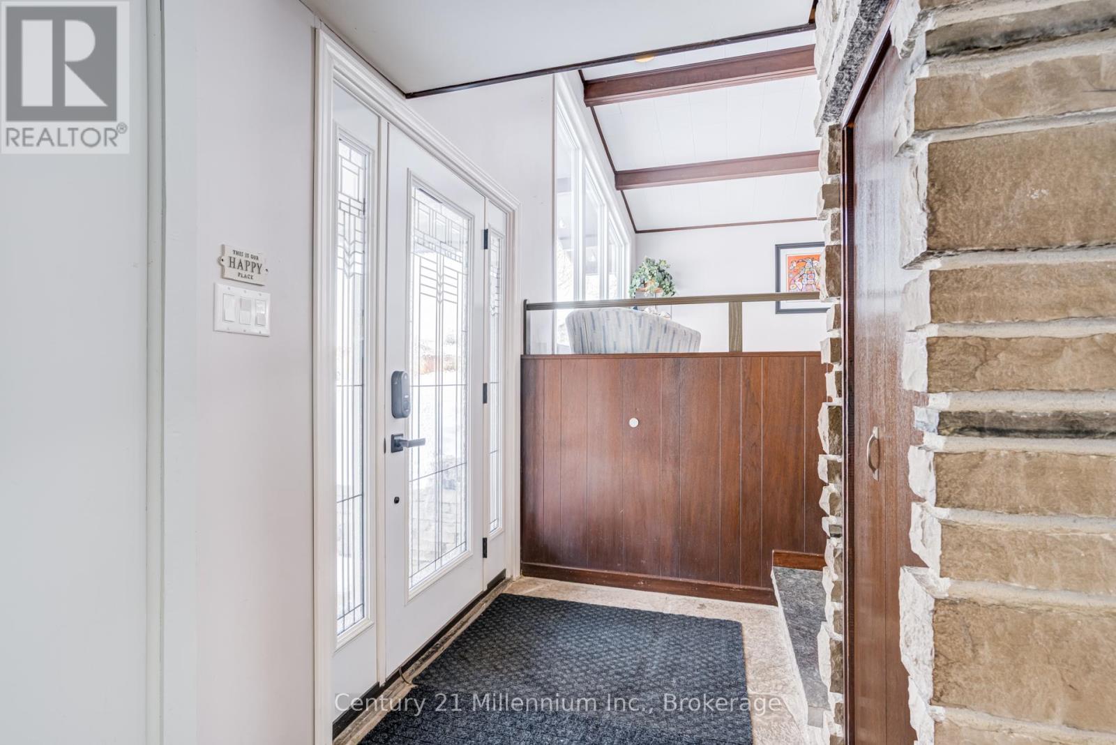 537 George Street, South Bruce Peninsula, Ontario N0H 2T0 - Photo 8 - X12835918