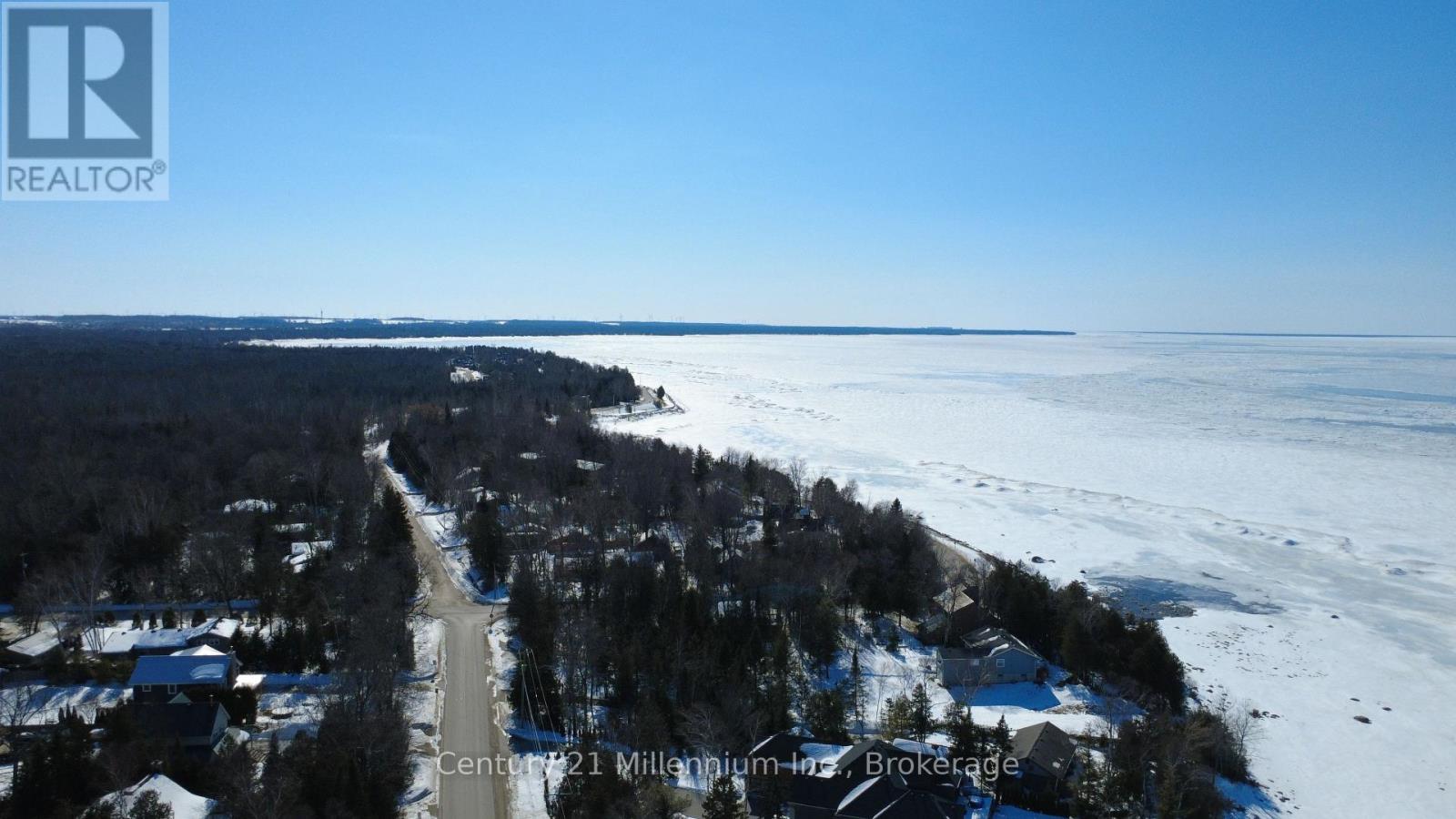 24 Miramichi Bay Road, Saugeen Shores, Ontario N0H 2C6 - Photo 5 - X12838164