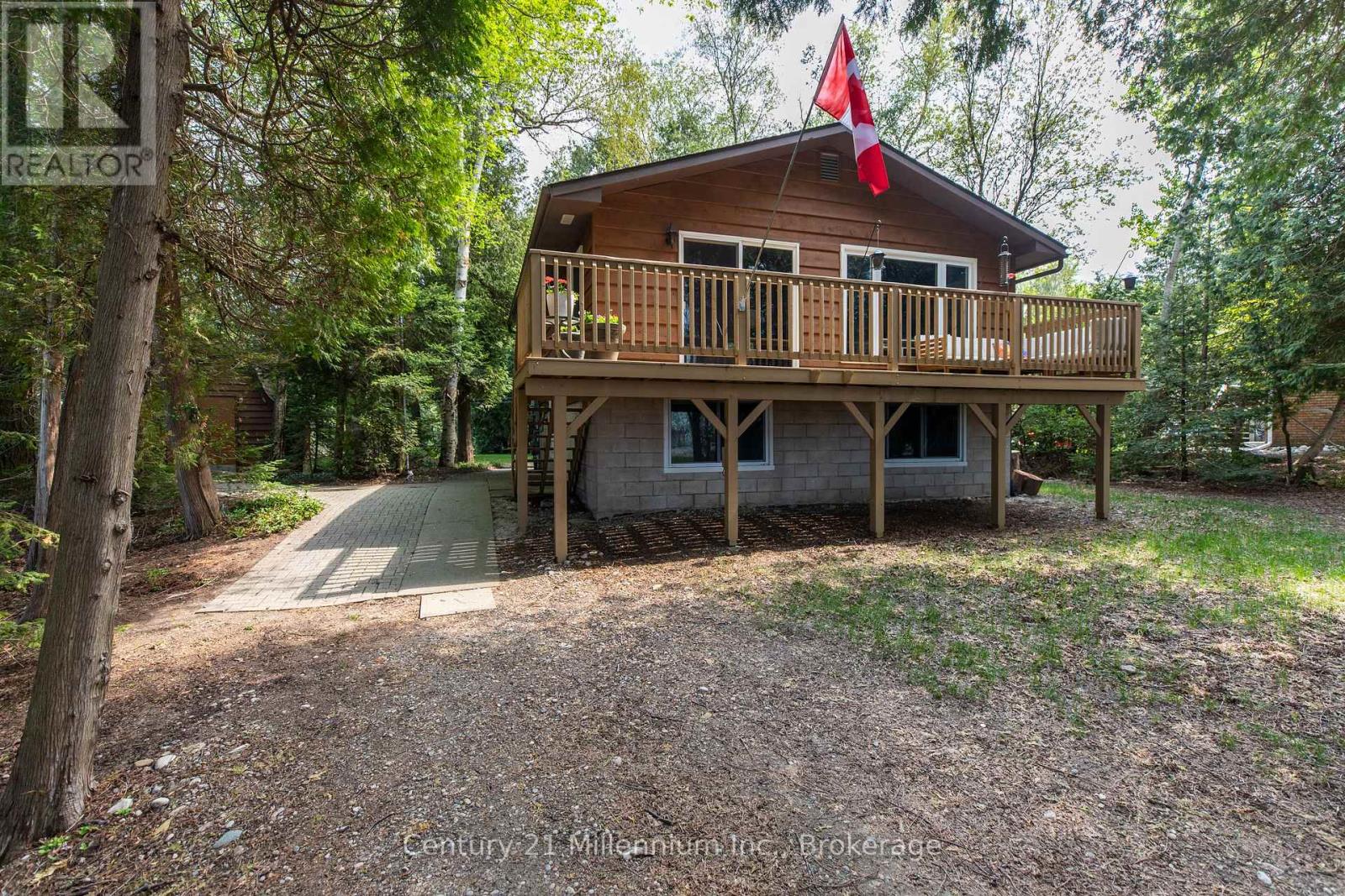 24 Miramichi Bay Road, Saugeen Shores, Ontario N0H 2C6 - Photo 7 - X12838164