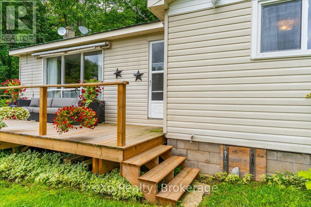 126 Old Mill Road, Georgian Bluffs, Ontario N0H 2T0 - Photo 3 - X12840680