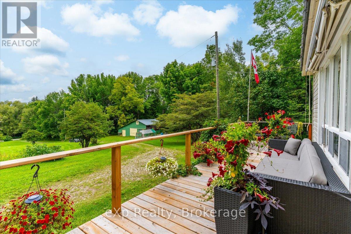 126 Old Mill Road, Georgian Bluffs, Ontario N0H 2T0 - Photo 5 - X12840680