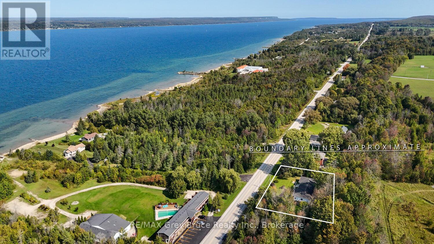 501204 Grey Road 1, Georgian Bluffs, Ontario N0H 2T0 - Photo 2 - X12844972