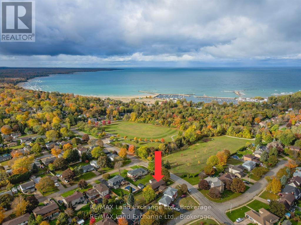 829 Highland Street, Saugeen Shores, Ontario N0H 2C2 - Photo 2 - X12850380