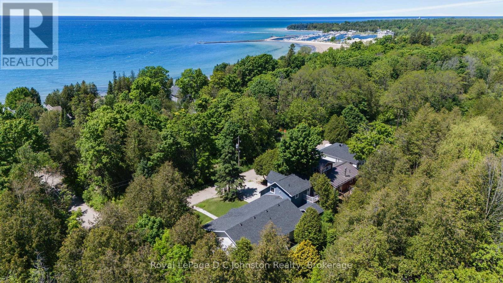 10 Mitchell Lane, Saugeen Shores, Ontario N0H 2C1 - Photo 4 - X12855464
