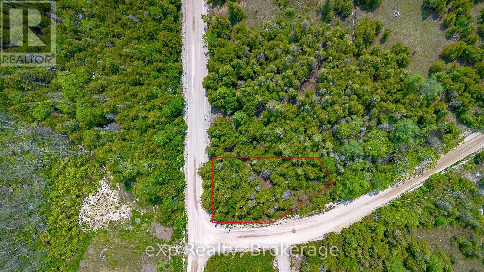 Pt Lt 92 Pt 34 Baywatch Drive, Northern Bruce Peninsula, Ontario N0H 2T0 - Photo 2 - X12870086
