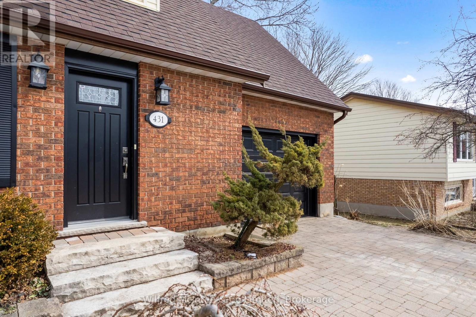 431 Thede Drive, Saugeen Shores, Ontario N0H 2C4 - Photo 3 - X12871748