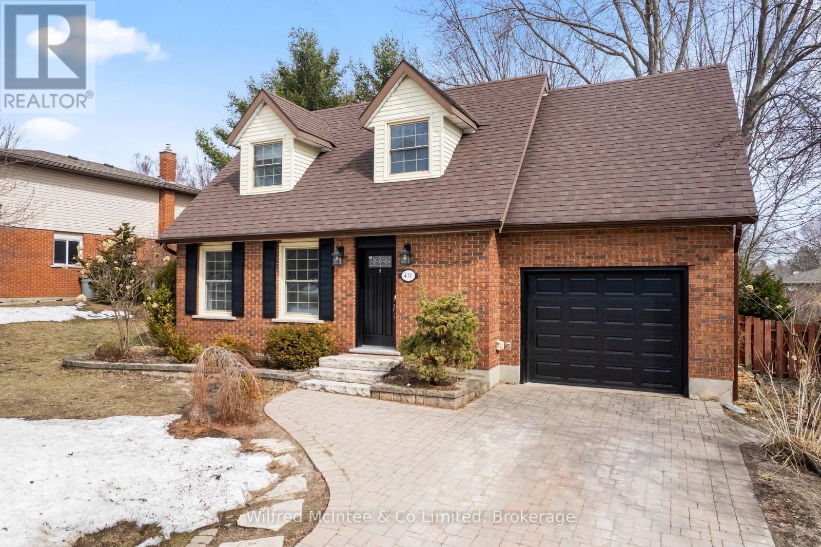 431 Thede Drive, Saugeen Shores, Ontario N0H 2C4 - Photo 4 - X12871748