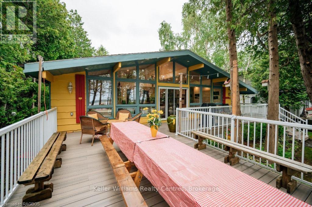 93 Shoreline Avenue, South Bruce Peninsula, Ontario N0H 2T0 - Photo 6 - X12901554