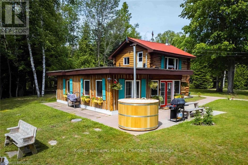 31 Montrose Street, South Bruce Peninsula, Ontario N0H 2T0 - Photo 7 - X12901562