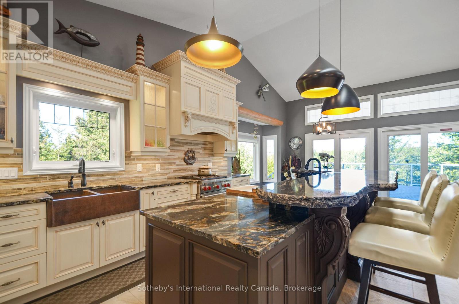 80 Corey Crescent, Northern Bruce Peninsula, Ontario N0H 2R0 - Photo 6 - X12917496