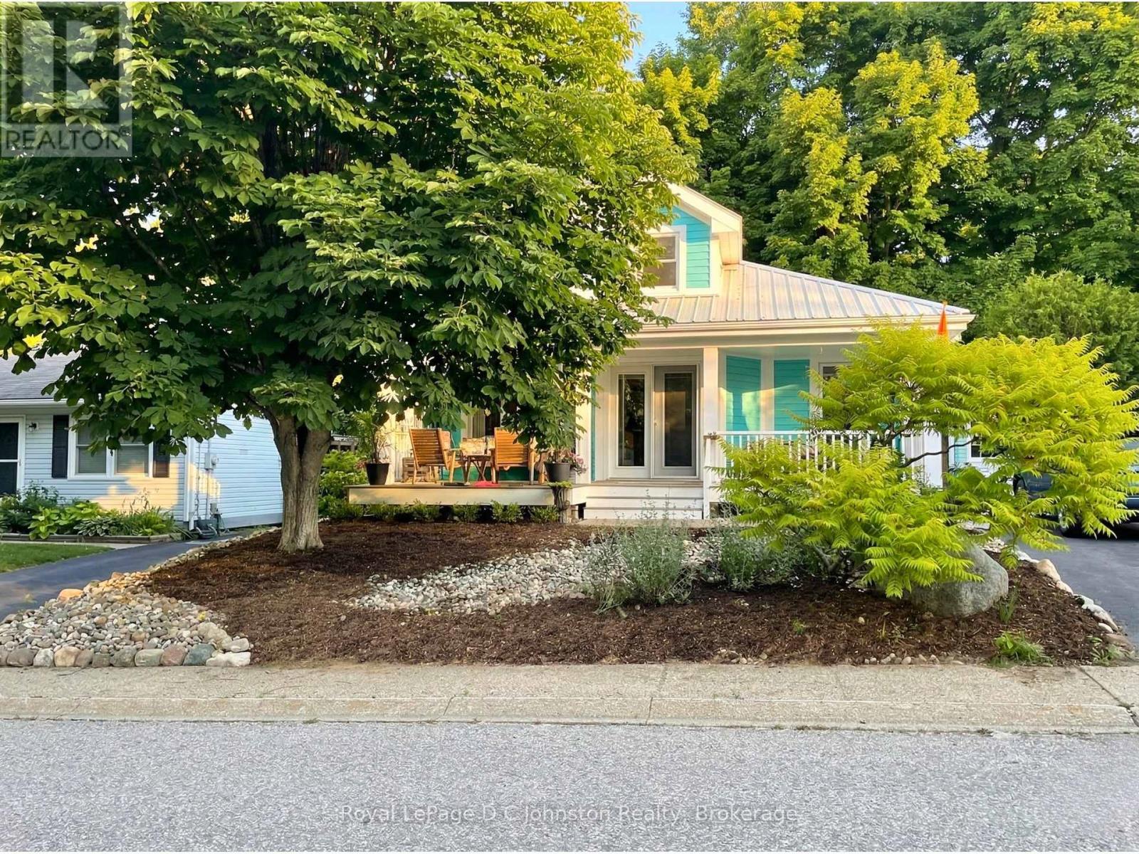 106 - 383 Mcnabb Street, Saugeen Shores, Ontario N0H 2L0 - Photo 3 - X12922358