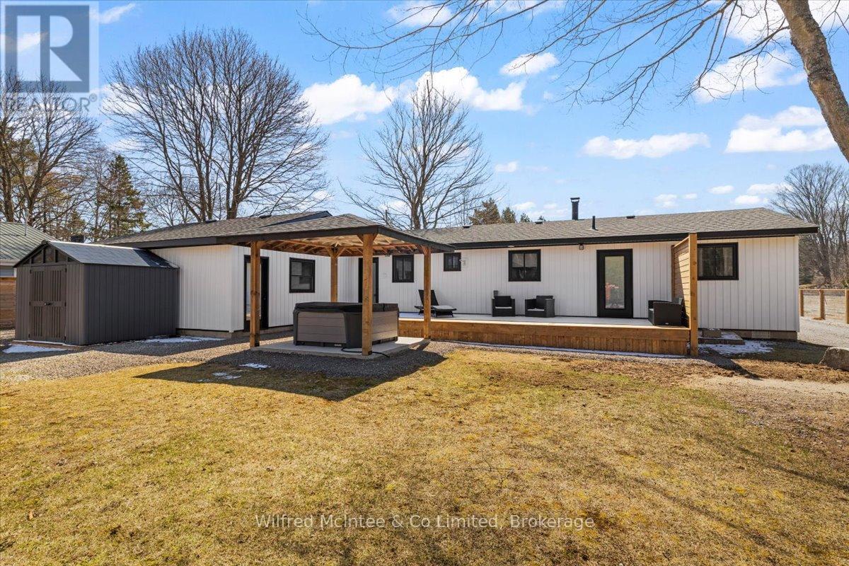 38 Allister Place, South Bruce Peninsula, Ontario N0H 2G0 - Photo 8 - X12923278