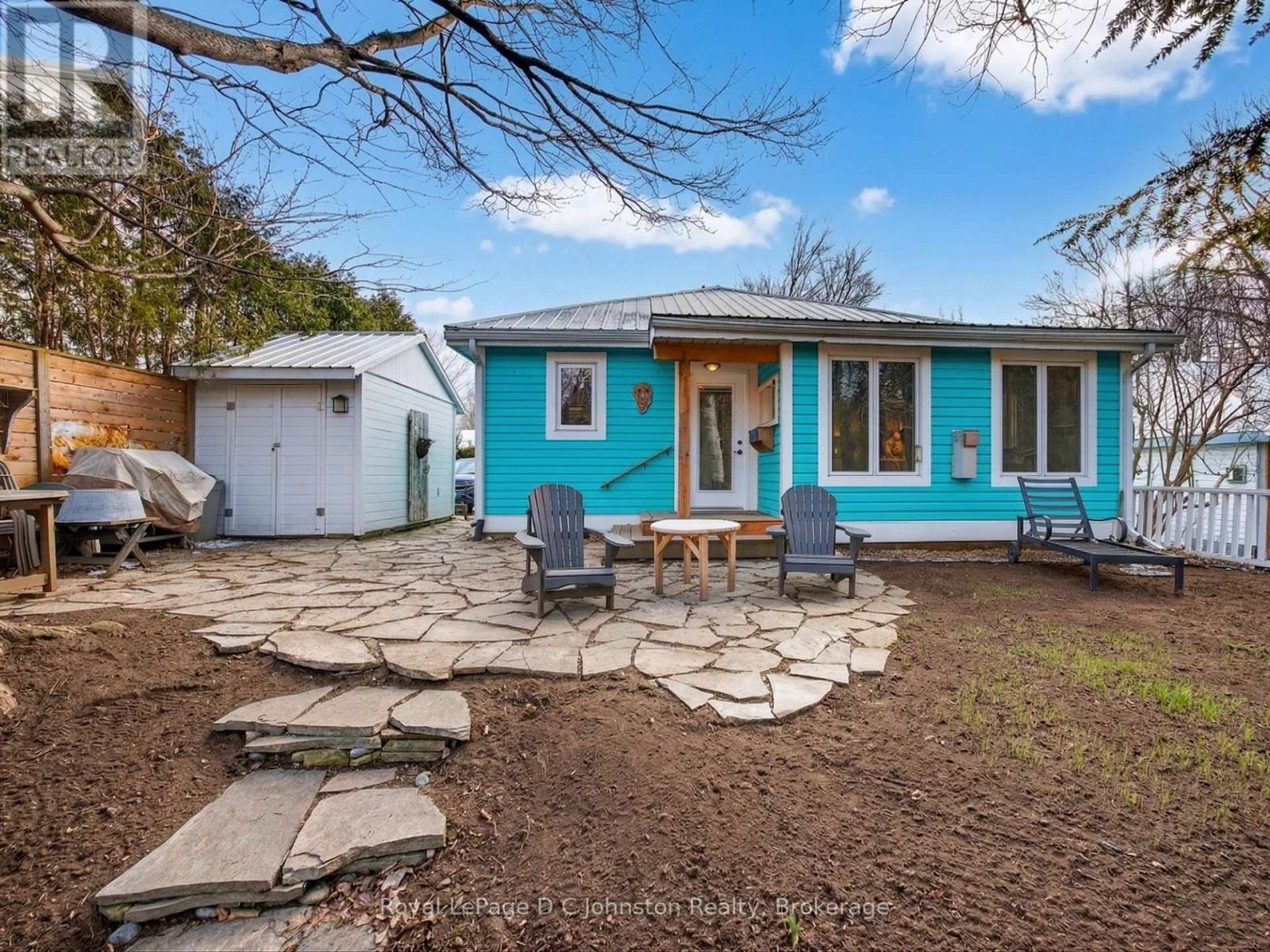 106 - 383 Mcnabb Street, Saugeen Shores, Ontario N0H 2L0 - Photo 8 - X12931362