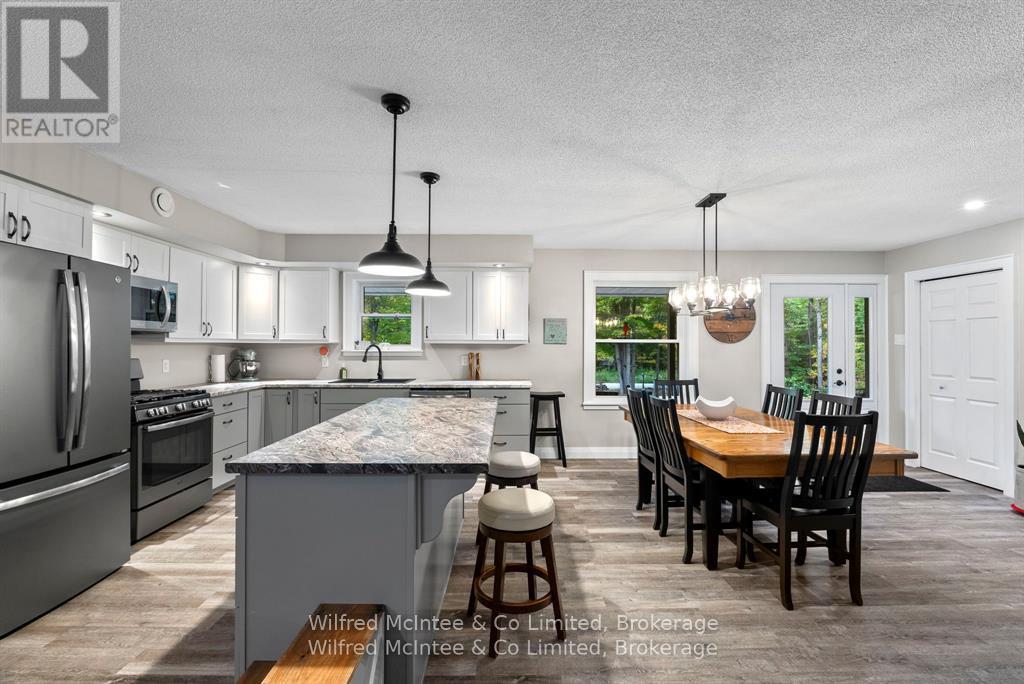 442289 Concession 21, Georgian Bluffs, Ontario N0H 2T0 - Photo 5 - X12932334