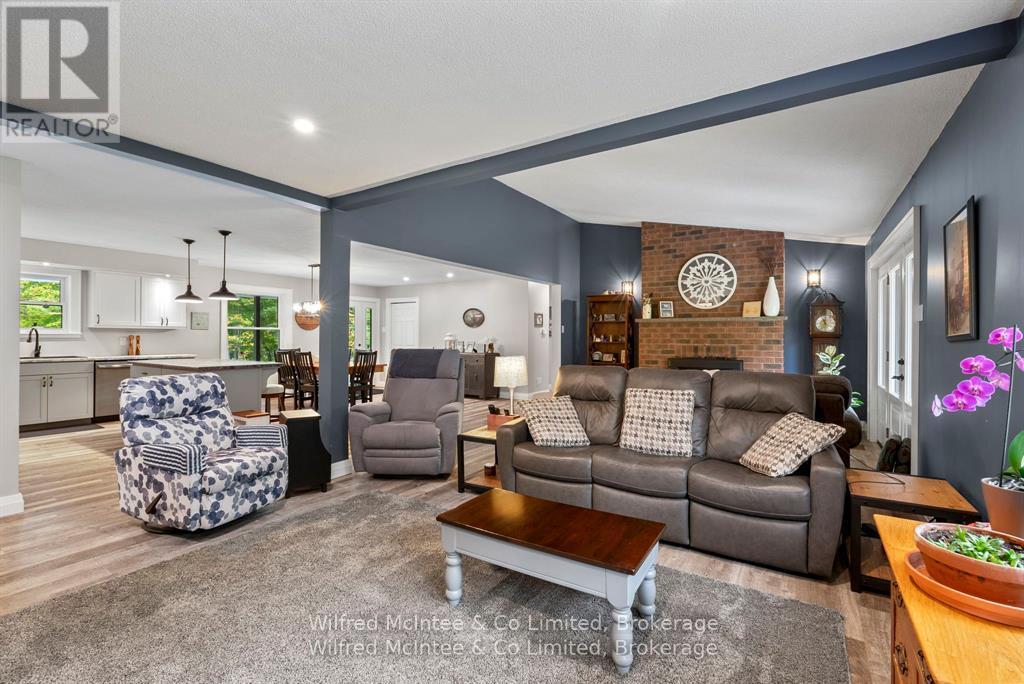 442289 Concession 21, Georgian Bluffs, Ontario N0H 2T0 - Photo 8 - X12932334