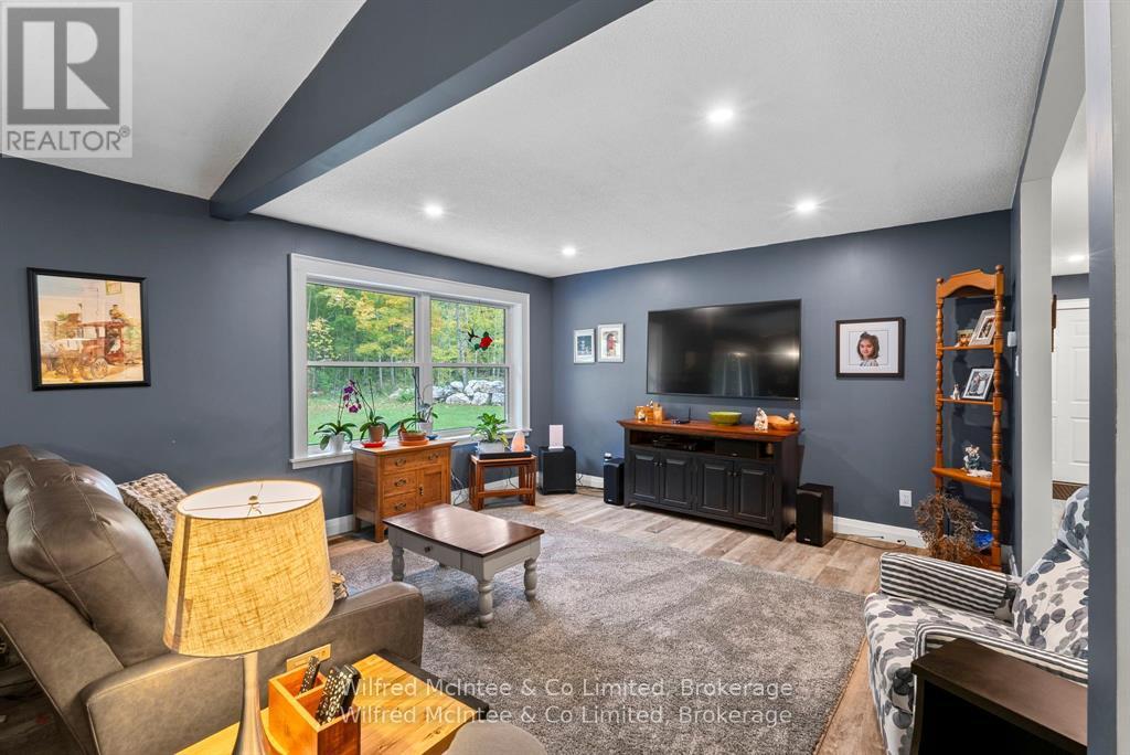 442289 Concession 21, Georgian Bluffs, Ontario N0H 2T0 - Photo 9 - X12932334