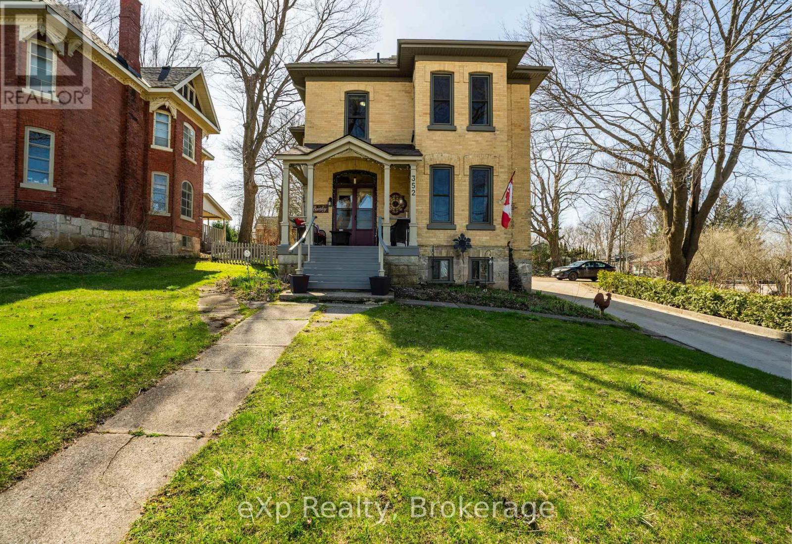 352 BERFORD STREET, South Bruce Peninsula, Ontario