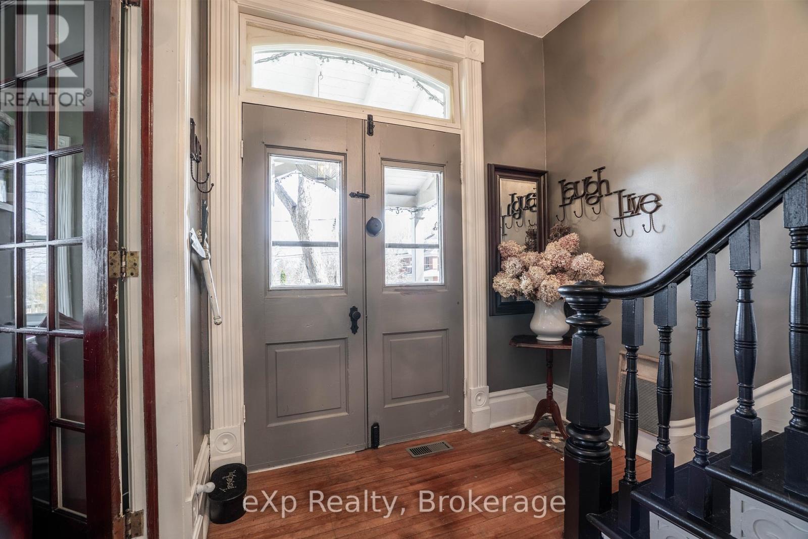 352 Berford Street, South Bruce Peninsula, Ontario N0H 2T0 - Photo 4 - X12934008