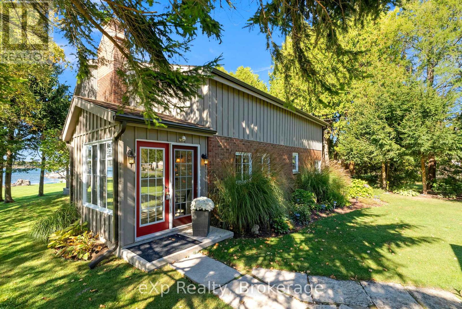 850 Pike Bay Road, Northern Bruce Peninsula, Ontario N0H 2T0 - Photo 3 - X12935672